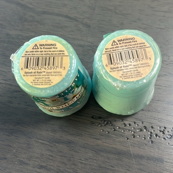 Yankee Candle - Splash of Rain sampler size. Votive. Set of 2. Discontinued NWT - Picture 4 of 5
